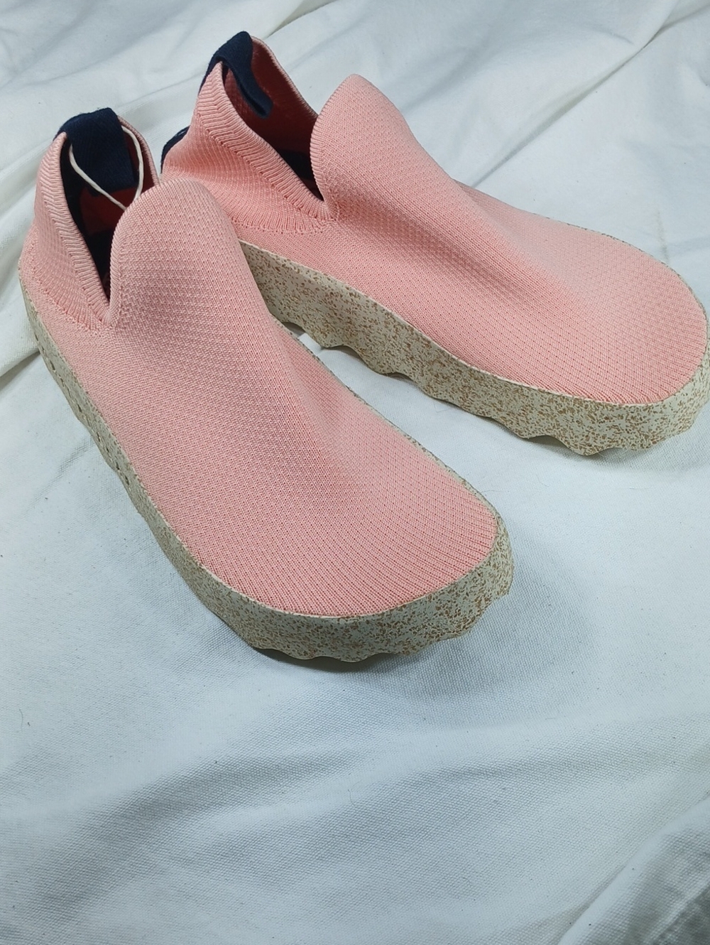 Asportuguesas NEW Slip-On Knit Women's Sneakers in Blush Pink